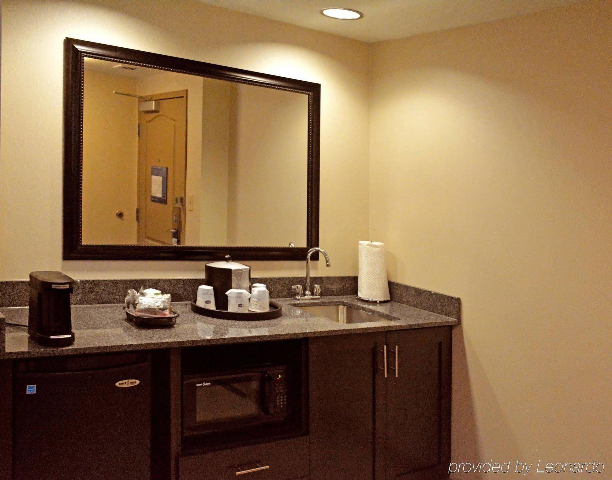 Hotel Hampton